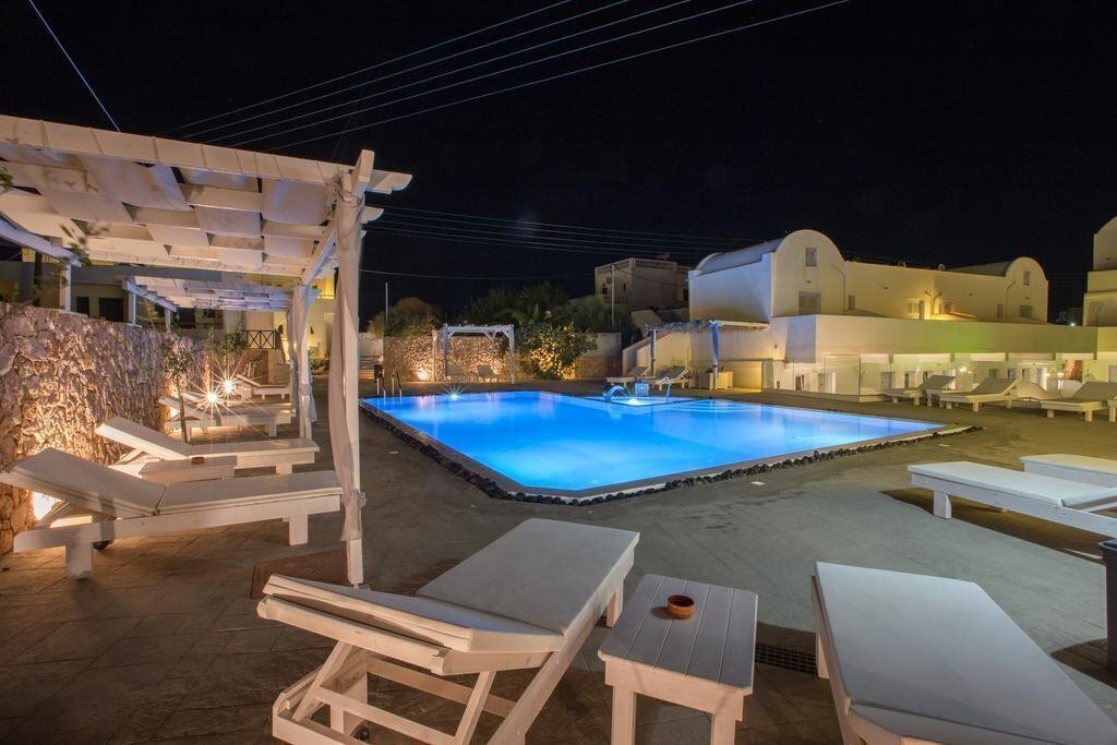 Отель Odysseas Hotel 2*