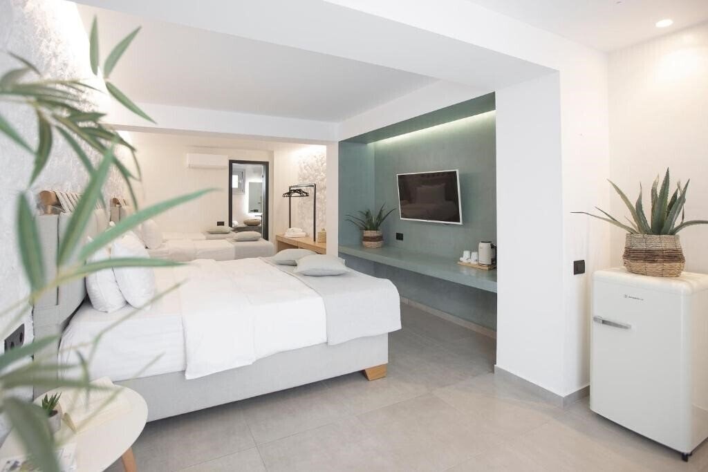 Фото San Panteleimon 4*