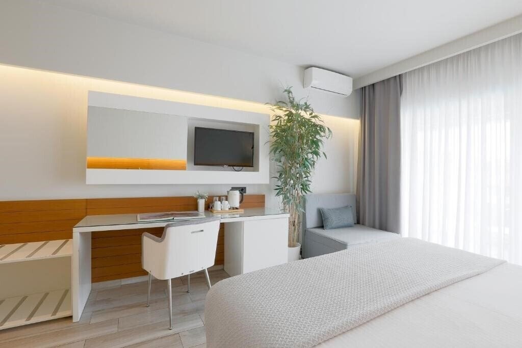 Фотография San Panteleimon 4*