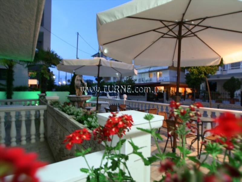 Фотография Kostas Hotel 2*