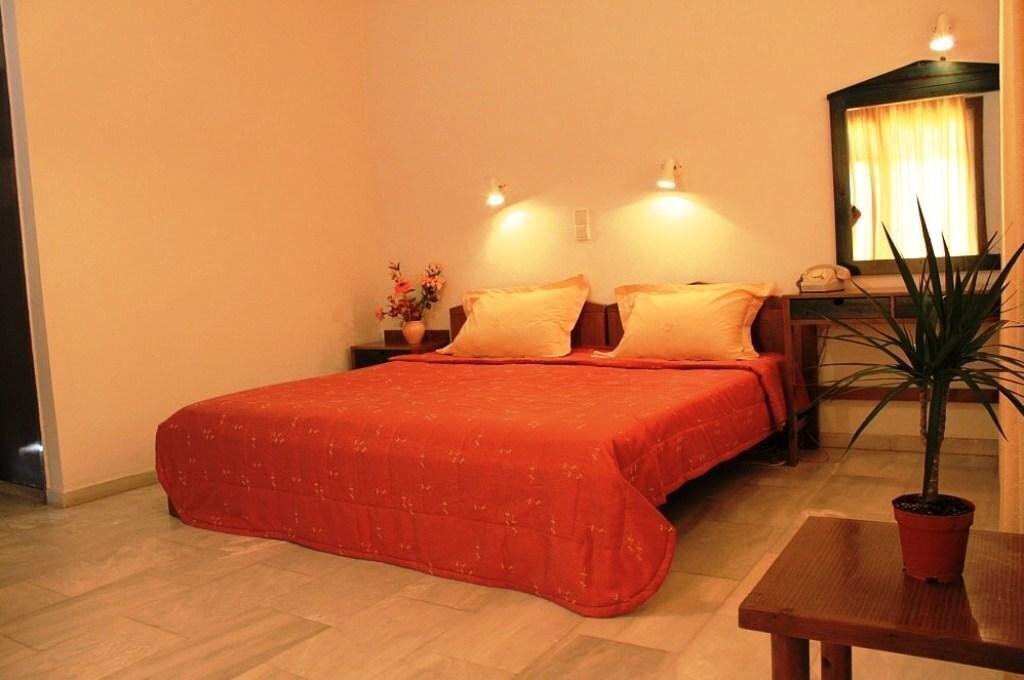 Отель Calypso Hotel Apatrments 1*