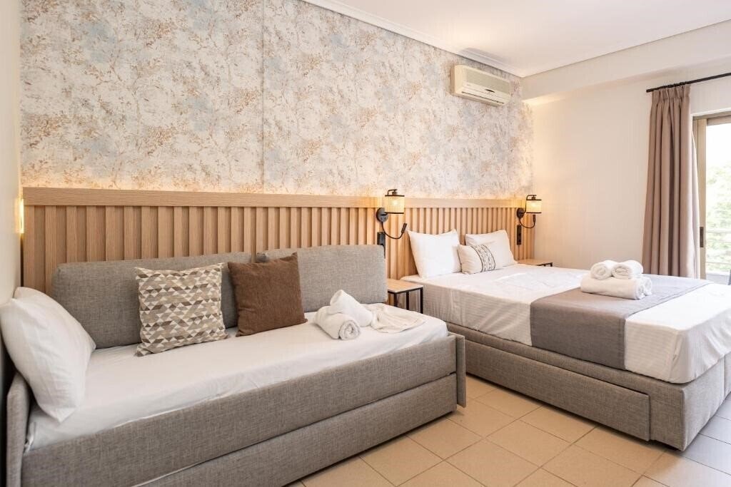 Фотография Aqua Beachfront Elegant 3*