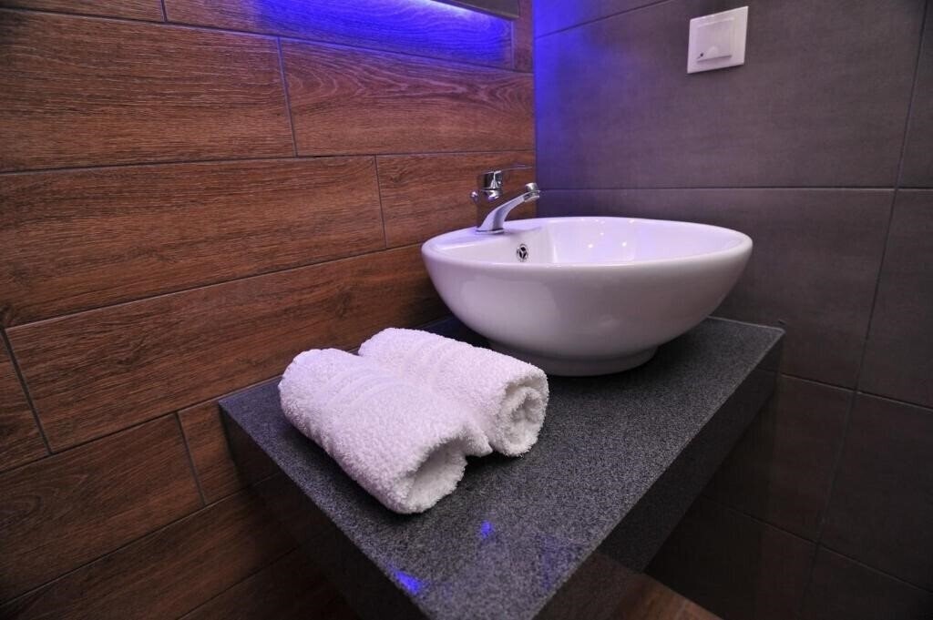 Картинка Yakinthos Hotel Apartments 3*