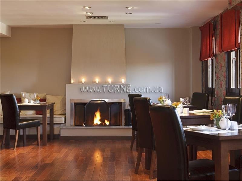 Отель 12 Months Luxury Resort 5*