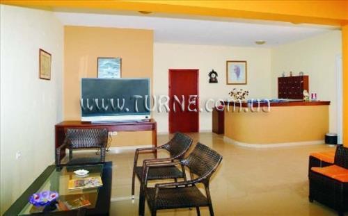 Фото Petrinos 3*