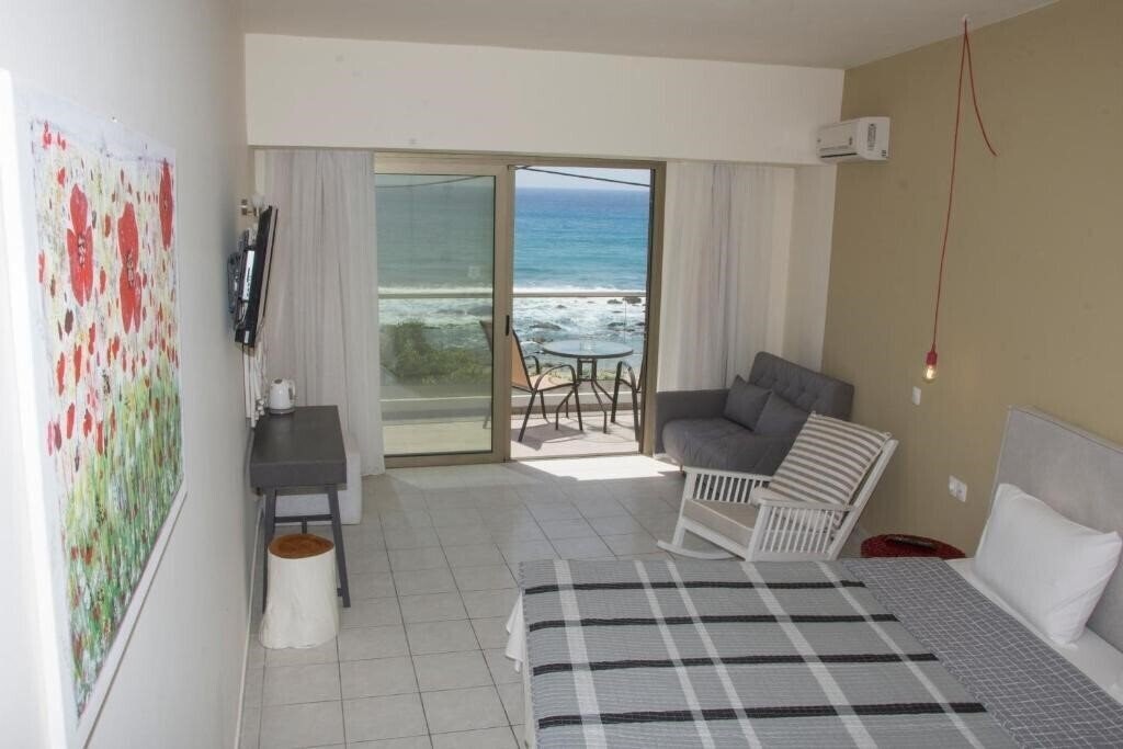 Фотография Creta Mare Hotel 2*