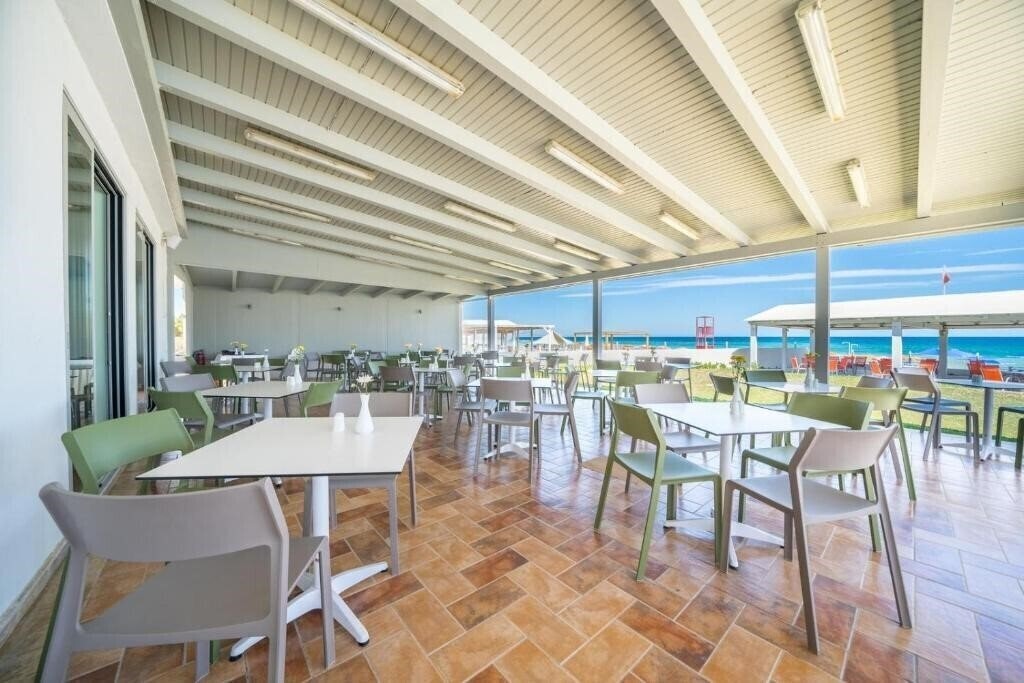 Картинка Adele Beach Hotel 4*