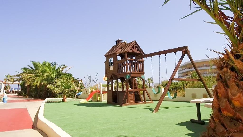 Картинка TSC Sea Front Beach Hotel (ex. Sea Front Hotel-Apartments) 3*