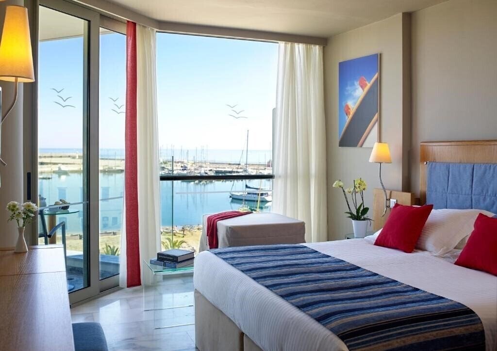 Картинка Kyma Suites Beach Hotel 5*