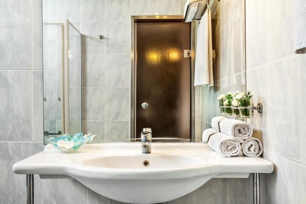 Фотография Minerva Premier Hotel 4*