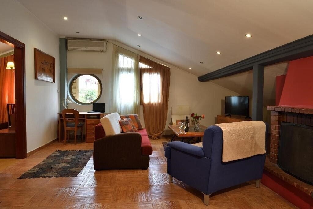 Изображение Four Seasons Thessaloniki 3*