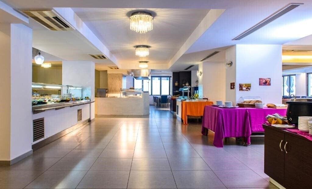 Картинка Lagomandra Beach Hotel 4*