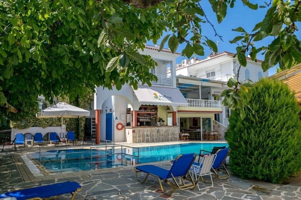 Фото Melissa Gold Coast Hotel 2*