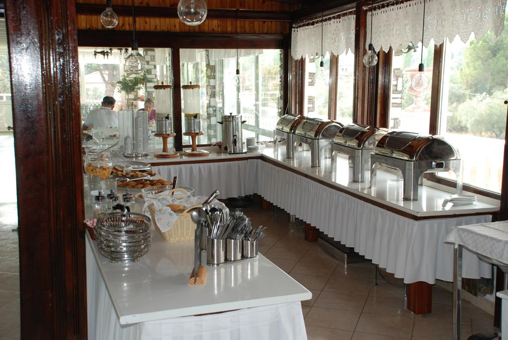 Изображение Diaporos Hotel 3*