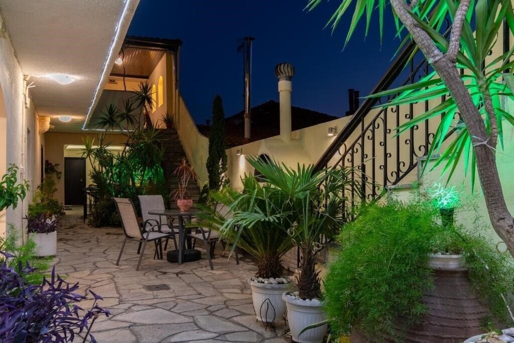 Картинка Petunia Hotel 2*