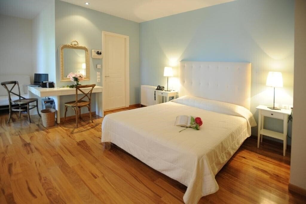 Отель Kentrikon Boutique 3*