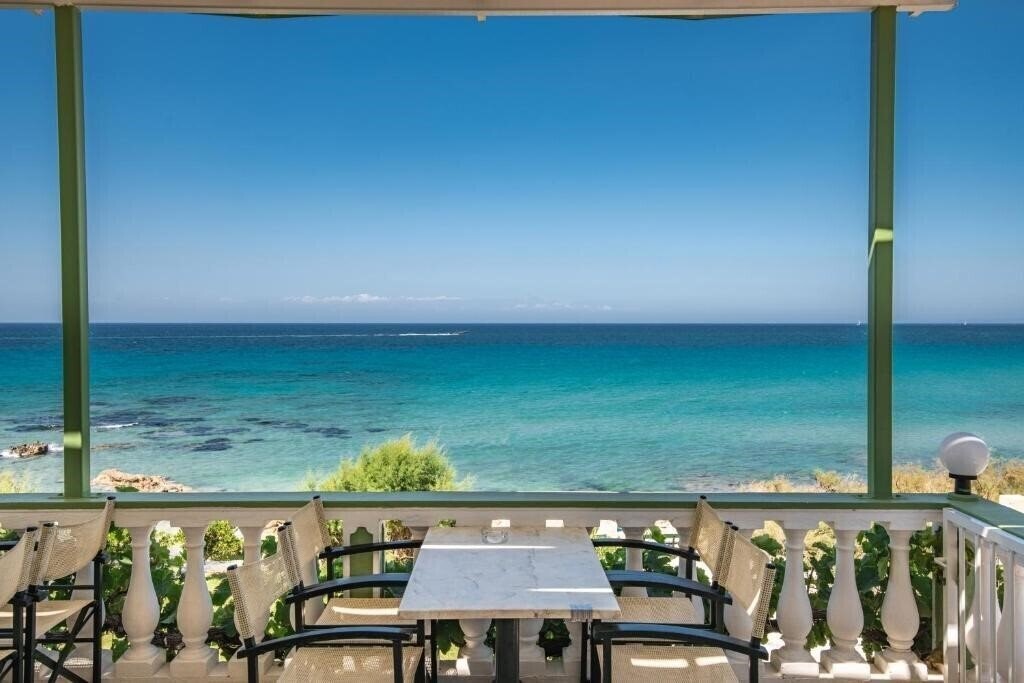 Изображение Achillion Apartments & Studios 3*