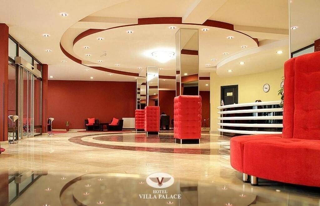 Отель Villa Palace 4*