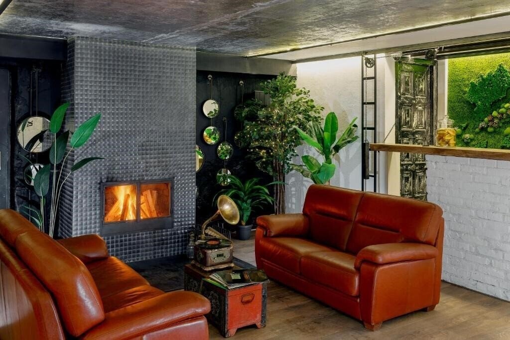 Отель Hydeout Bakuriani 4*