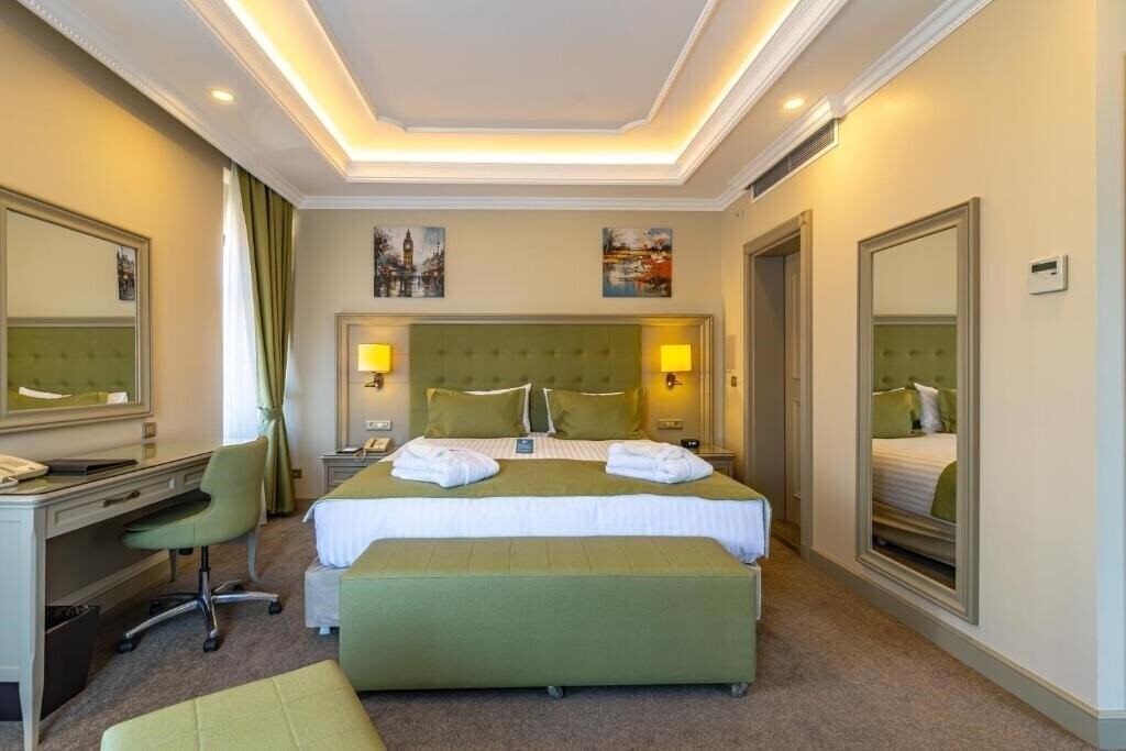 Картинка Hotel London 1889 (ex. Divan Suites) 5*