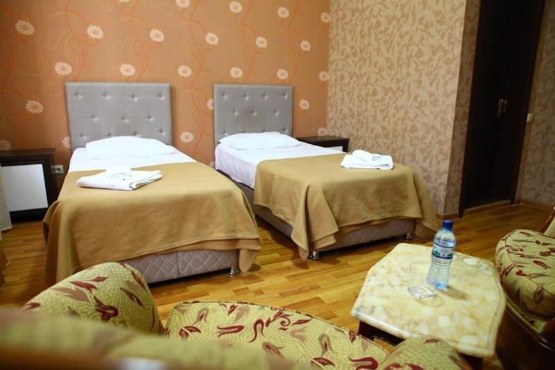 Отель Albatros Batumi Guest House 2*