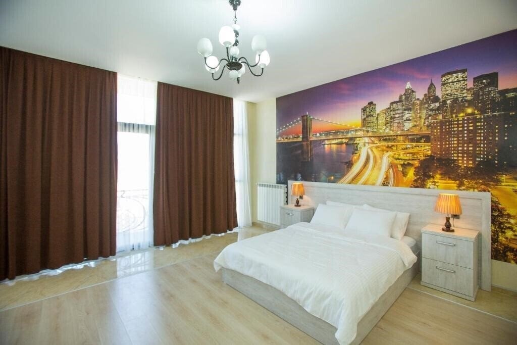 Отель Ire Palace 4*