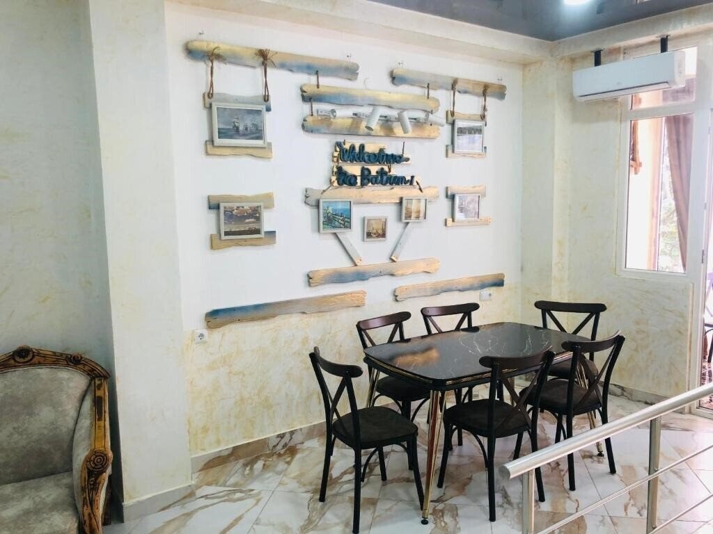 Картинка Dolpin 3*