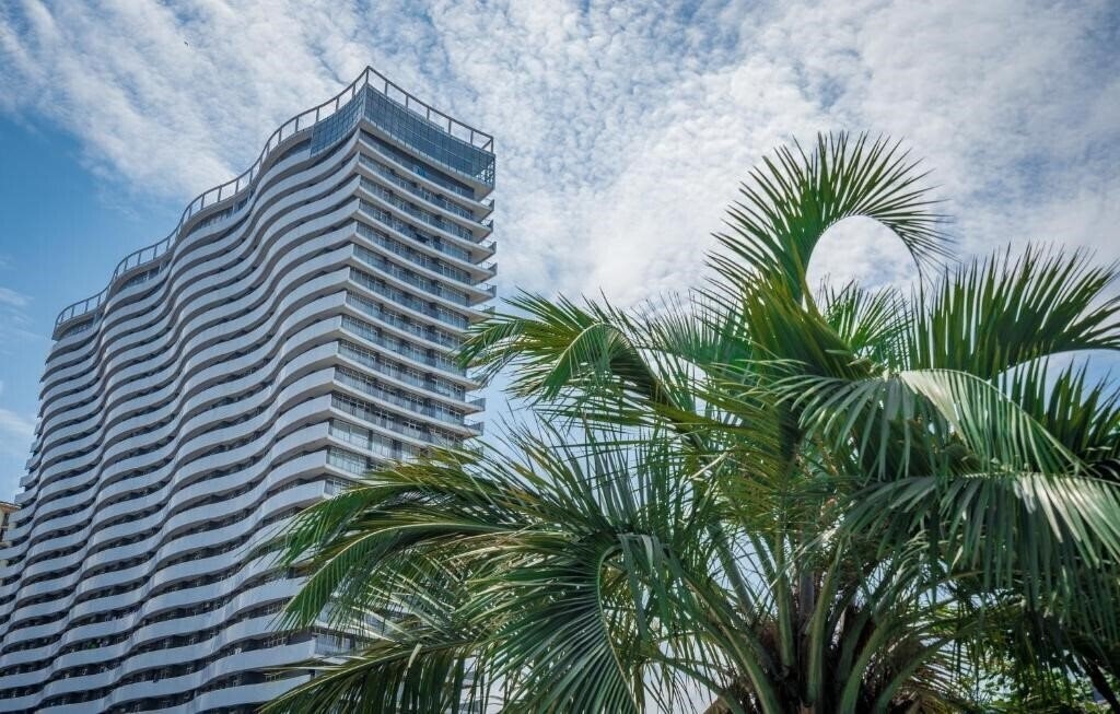 Отель Orbi Residence Hotel 5*