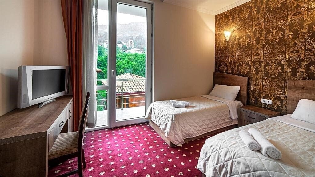 Фотография Orange Hotel 3*