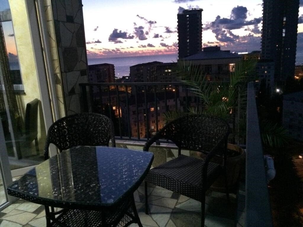 Отель Lux Batumi 2*