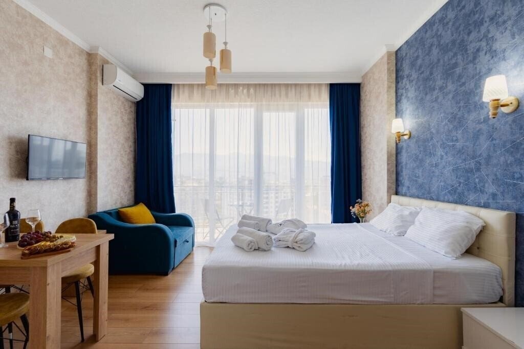 Фото Next Orange Hotel Official 4*
