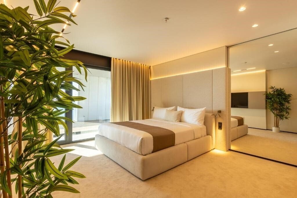 Фото Opus Batumi 4*