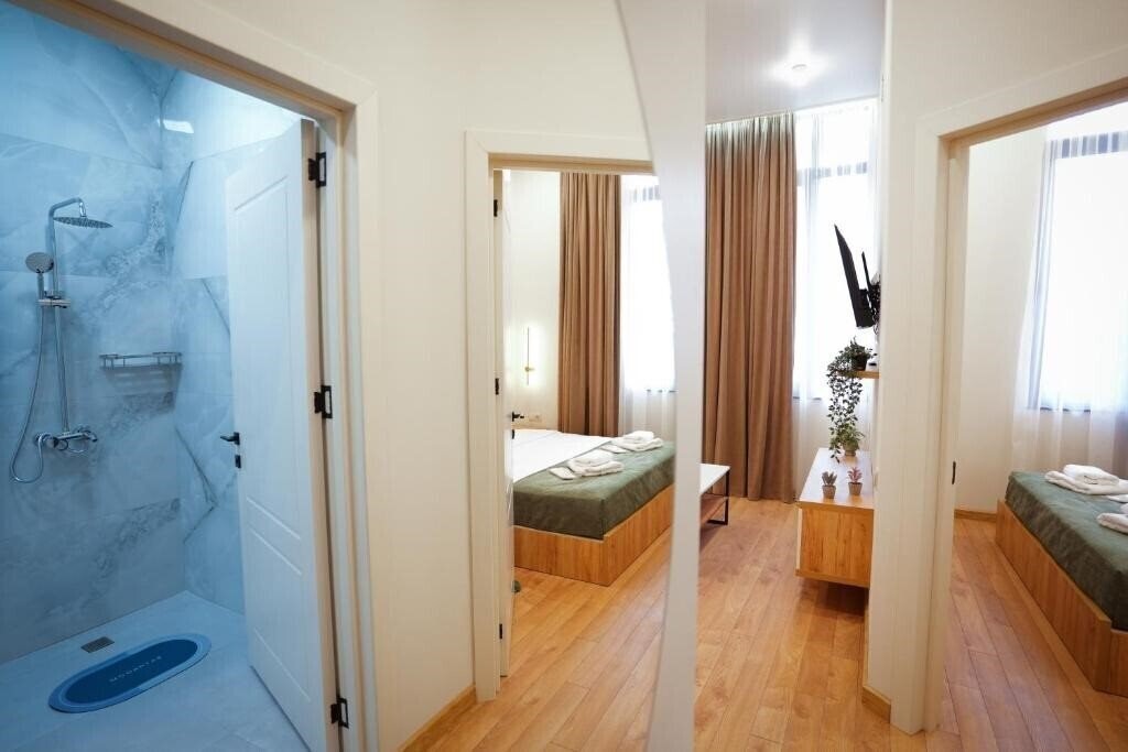 Фото Parallel Apartments 4*