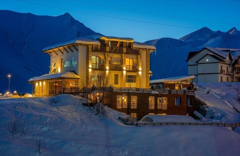 Картинка Good Aura 4*