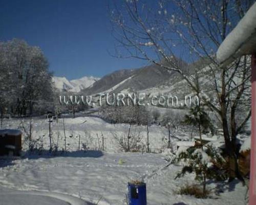 Отель Aragvi 2*