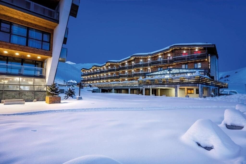 Отель Gudauri Hills Apart Hotel апартаменты