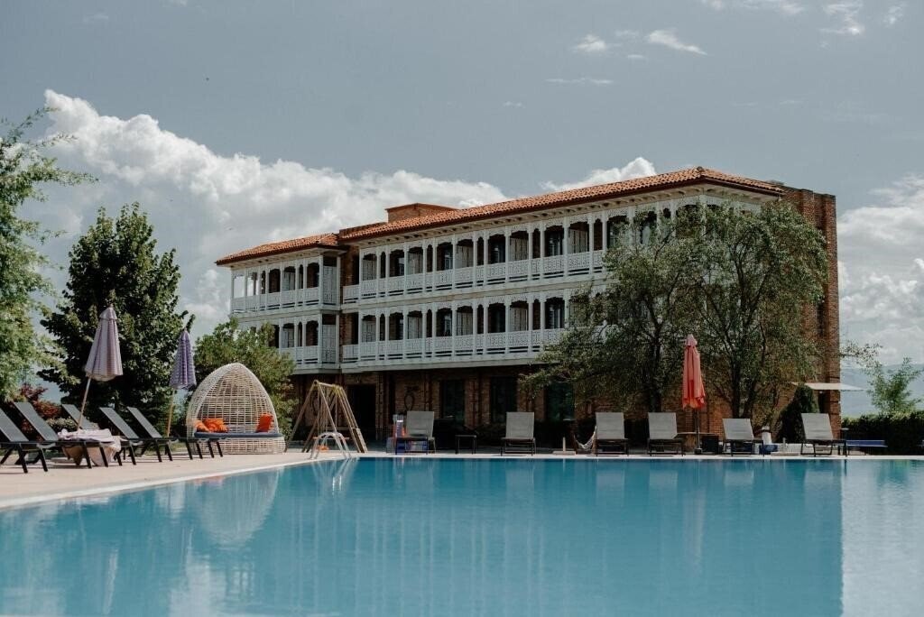 Фотография Chateau Artwine 4*