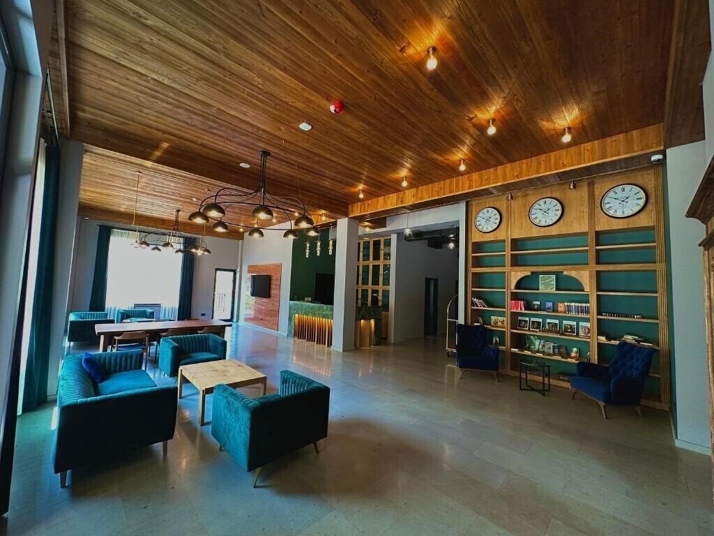 Отель Suatis Resort Kazbegi 4*