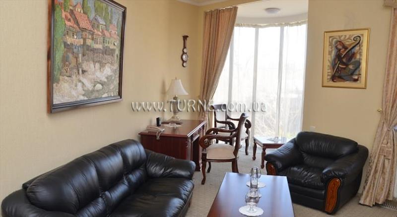 Отель Aetees Palace 4*