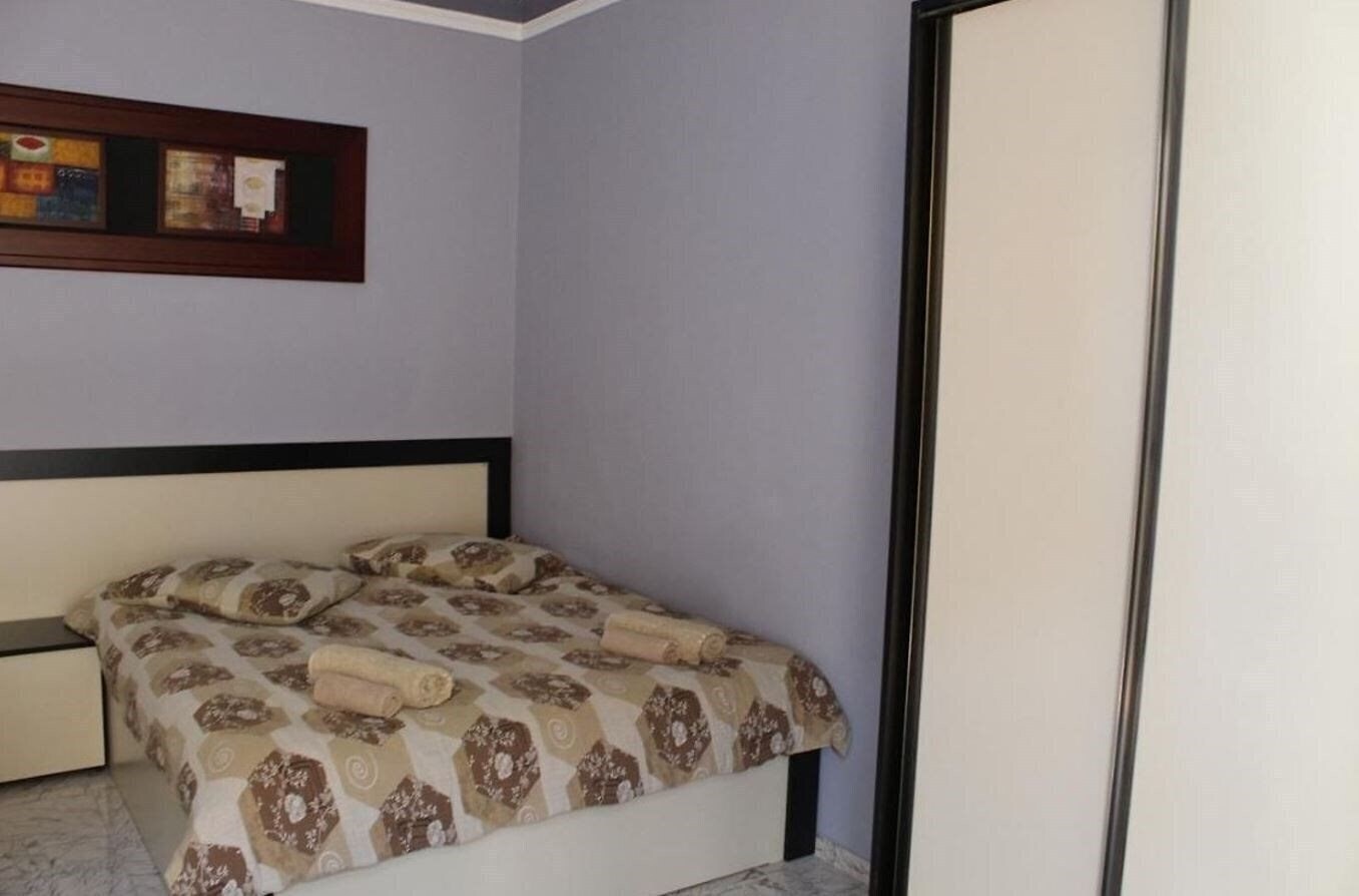 Фото Hotel Black & White Kobuleti 3*