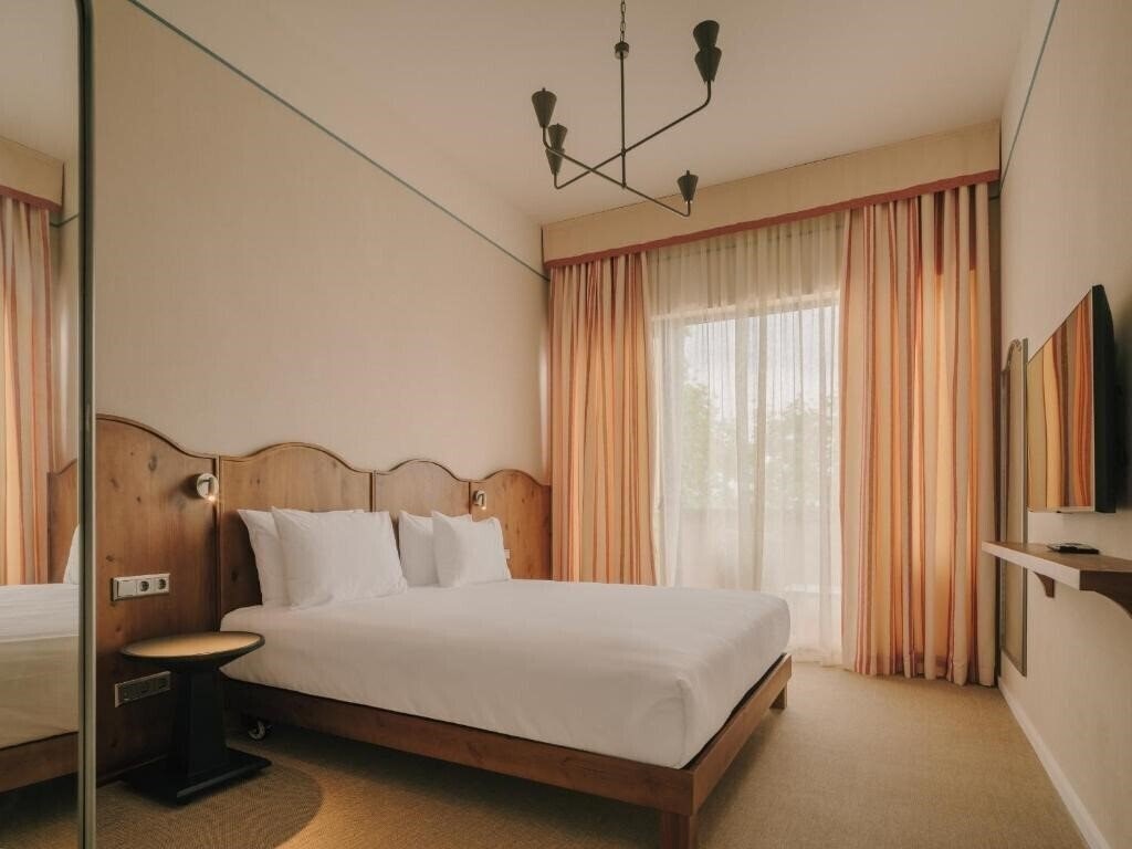 Отель Pabellon Hotel 4*
