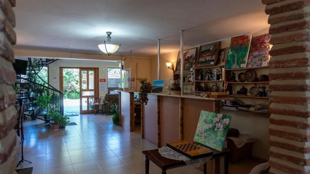 Отель Galavnis Kari Hotel 3*