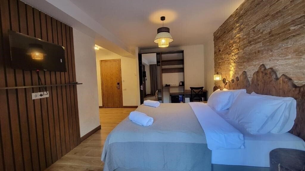 Картинка Hotel Ushba In Mestia 4*