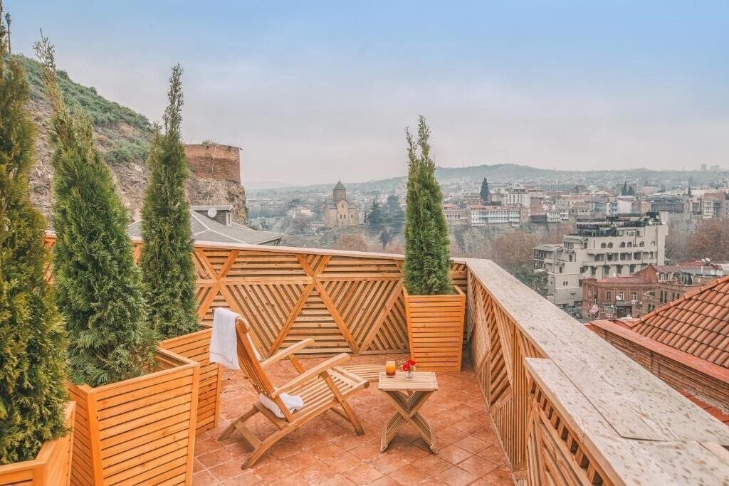Фото Kisi Hotel 4*