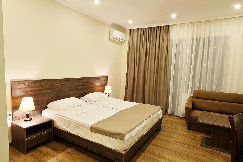 Отель Mgk Hotel 3*