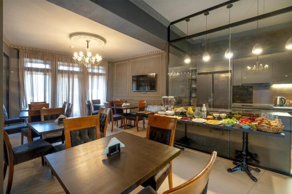 Картинка Piazza Tbilisi 3*