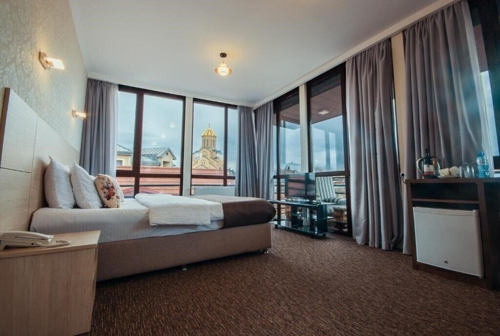 Отель Light House Old City 3*