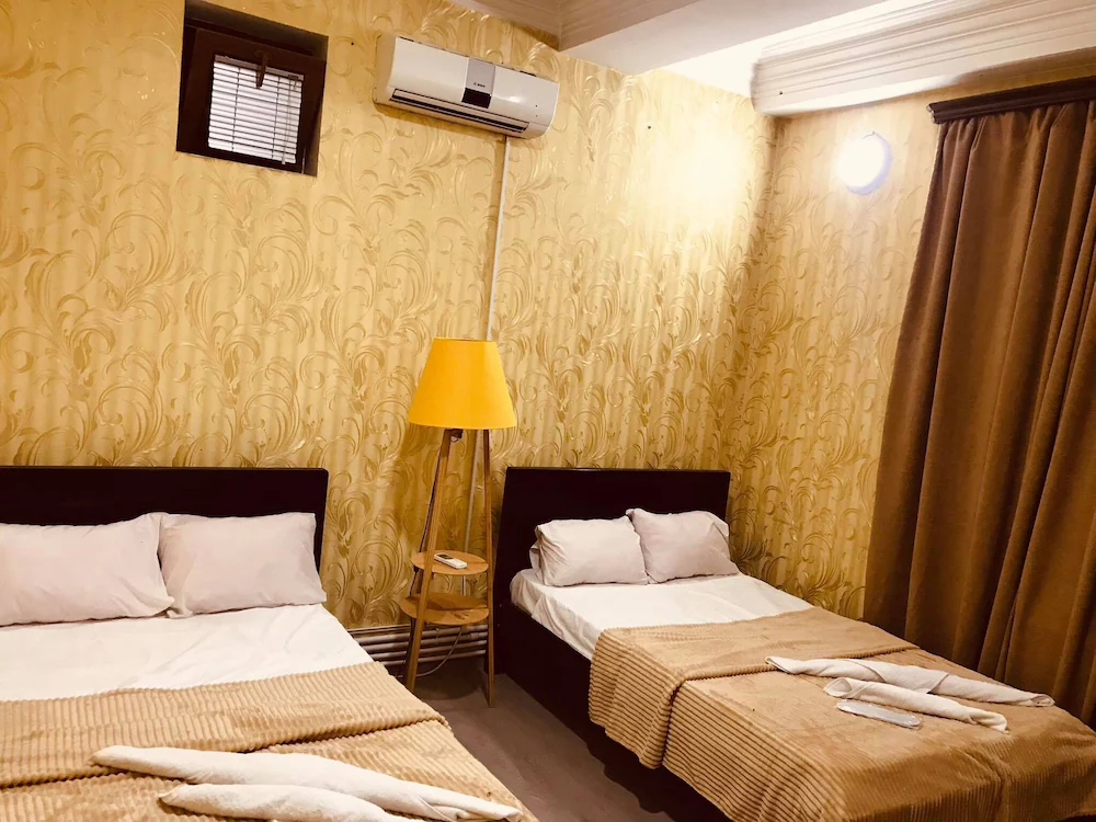 Фотография Hotel Rostus 3*