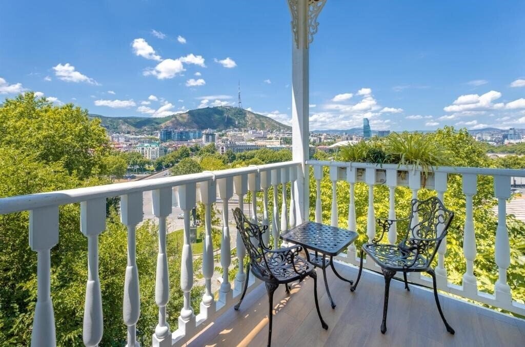 Отель Passport Hotel 4*