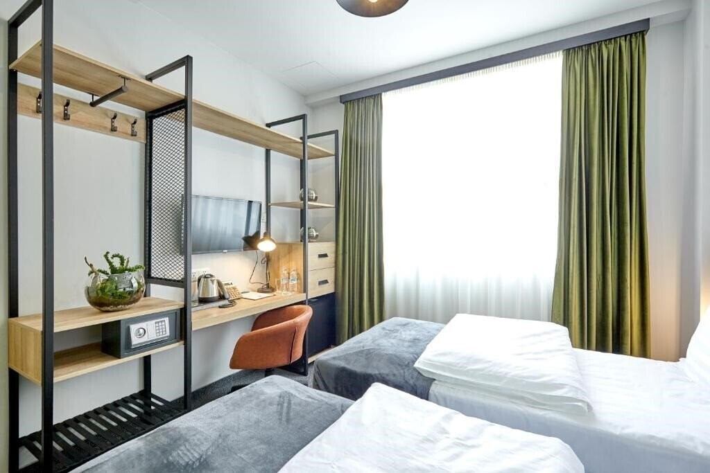 Фотография Graphica Tbilisi Hotel 3*